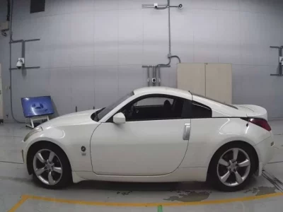 Nissan FAIRLADYZ