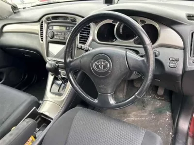 Toyota KLUGER