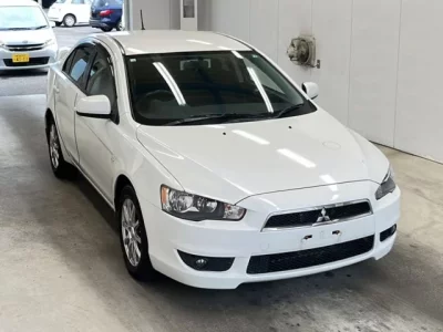 Mitsubishi GALANT FORTIS