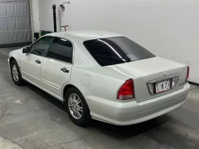 Mitsubishi DIAMANTE