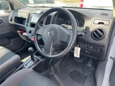 Nissan AD