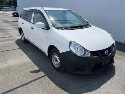 Nissan AD