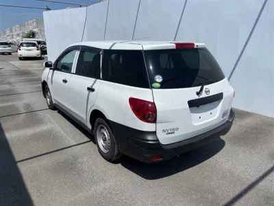 Nissan AD