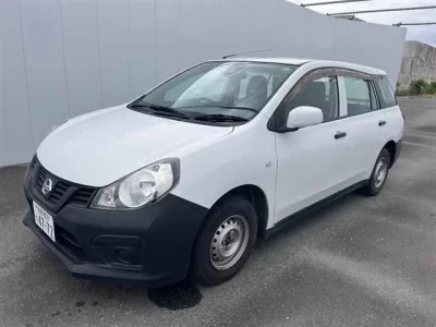 Nissan AD