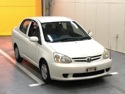 Toyota PLATZ