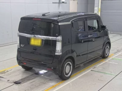 Honda N BOX SLASH