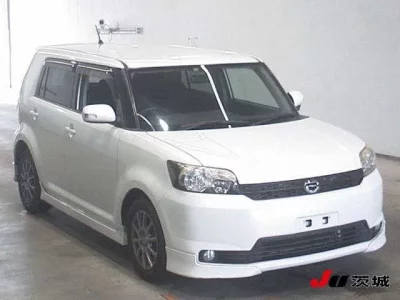 Toyota COROLLA RUMION