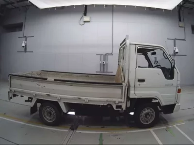 Toyota HIACE TRUCK