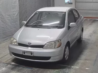 Toyota PLATZ