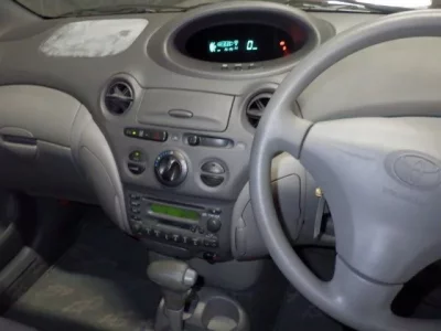 Toyota PLATZ