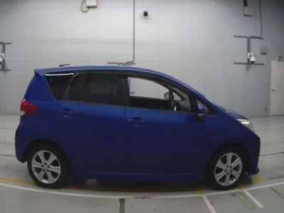Subaru TREZIA