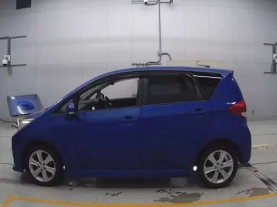 Subaru TREZIA