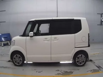 Honda N BOX PLUS