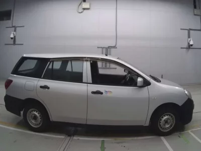 Nissan AD