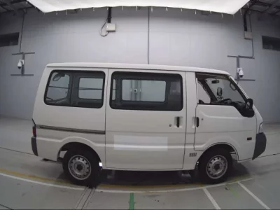 Mazda BONGO VAN