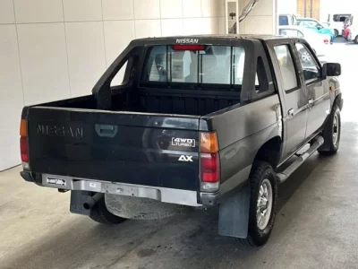 Nissan DATSUN PICKUP