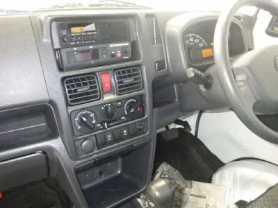 Nissan CLIPPER TRUCK