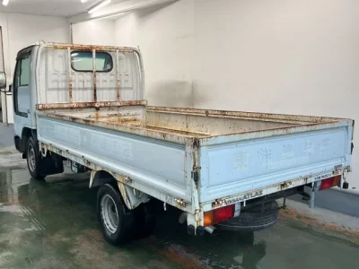 Nissan ATLAS