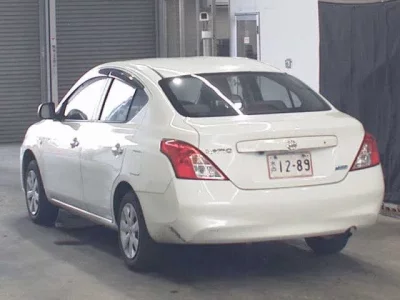 Nissan TIIDA LATIO