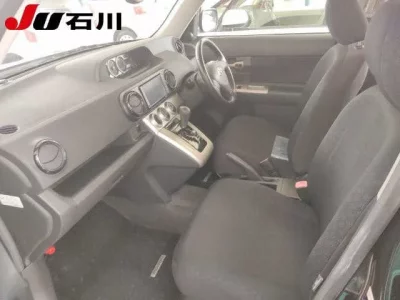 Toyota COROLLA RUMION