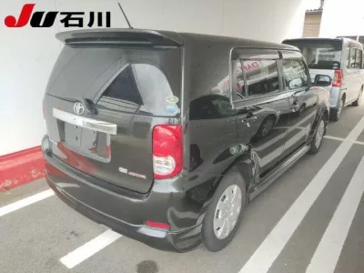 Toyota COROLLA RUMION
