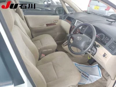 Toyota COROLLA SPACIO