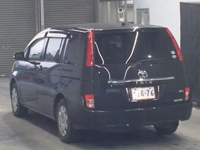 Toyota ISIS