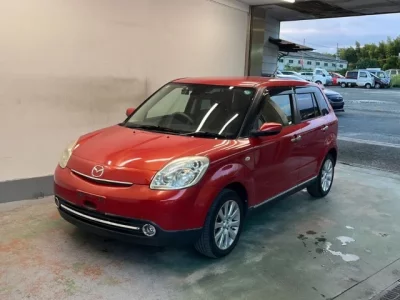 Mazda VERISA