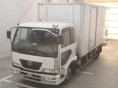 Nissan CONDOR