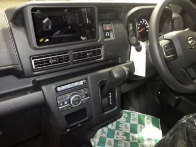 Daihatsu ATRAI VAN