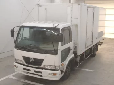Nissan CONDOR