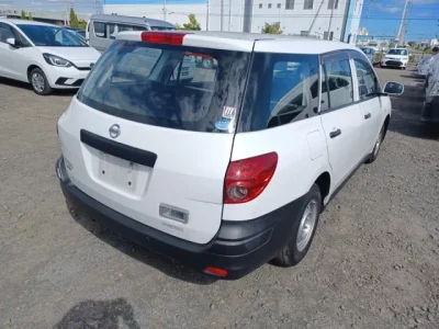 Nissan AD