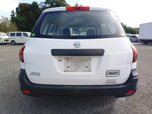 Nissan AD