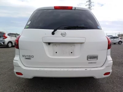 Nissan AD