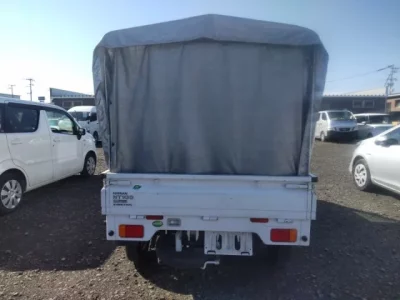 Nissan CLIPPER TRUCK