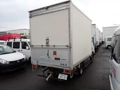 Mazda TITAN