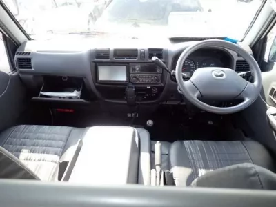 Mazda BONGO VAN