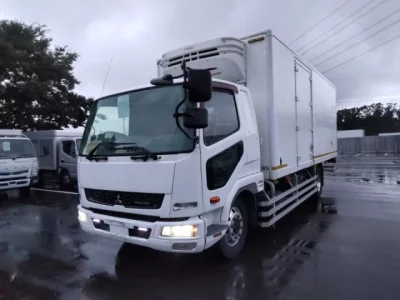 Mitsubishi FUSO FIGHTER