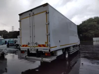 Mitsubishi FUSO FIGHTER