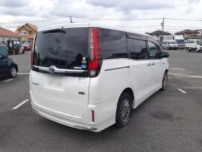 Toyota ESQUIRE