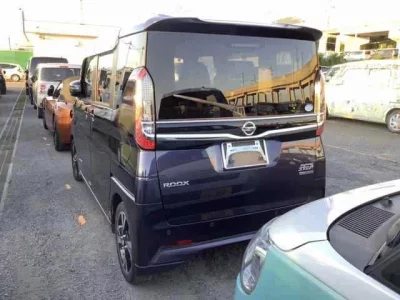 Nissan ROOX