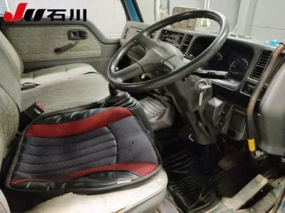 Mazda TITAN