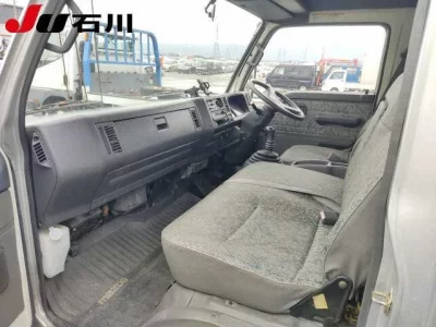 Mazda TITAN