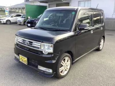 Toyota PIXIS SPACE