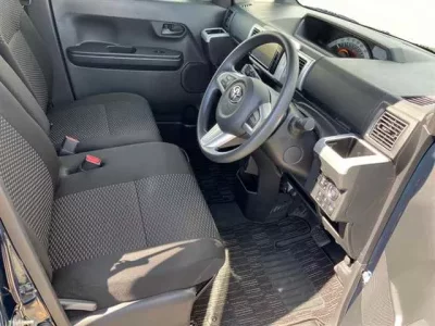 Toyota PIXIS MEGA