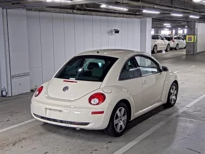 Volkswagen NEW BEETLE