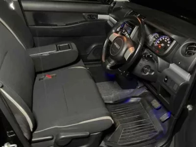 Toyota PIXIS SPACE