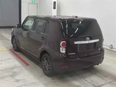 Toyota COROLLA RUMION