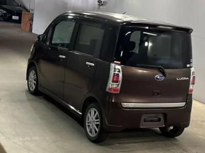 Subaru LUCRA