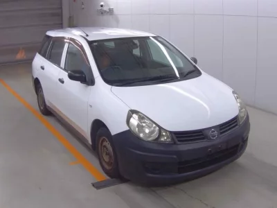 Nissan AD